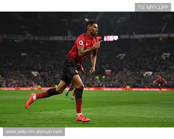 拉什福德回敲补射曼联取得领先