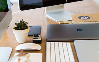 爱游戏体育入口-德甲高压战术下球员冲刺频率与决策质量的平衡机制分析