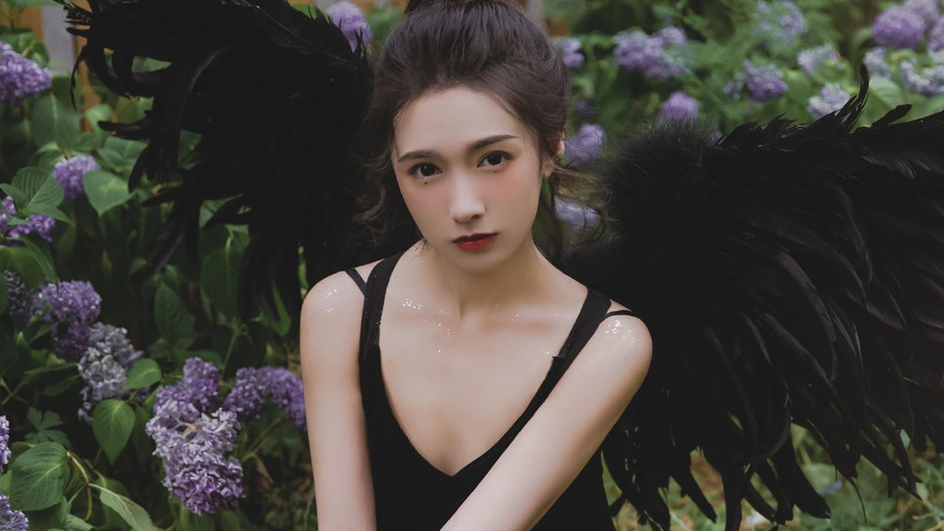 爱游戏app活动-“马科斯·梅特罗的进攻与防守结合，为阿根廷美洲狮队开辟新局面”